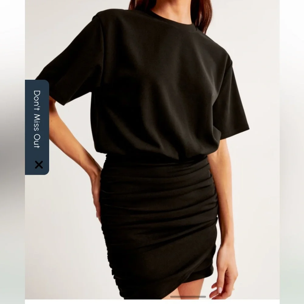 Abercrombie & Fitch Ruched Knit Mini Dress - Picture 4 of 11